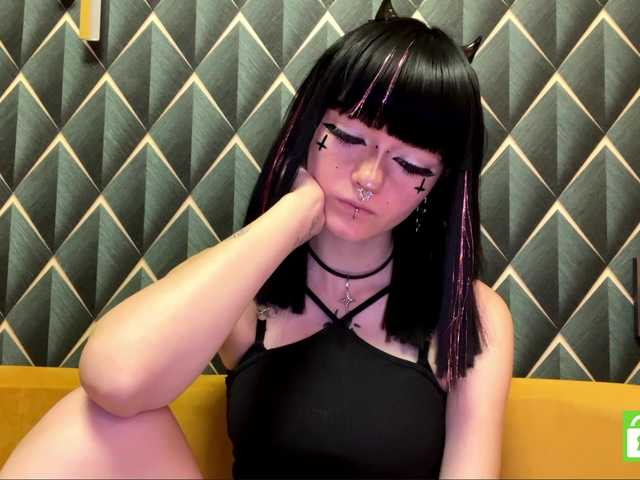 TasyaTas live cam on BongaCams