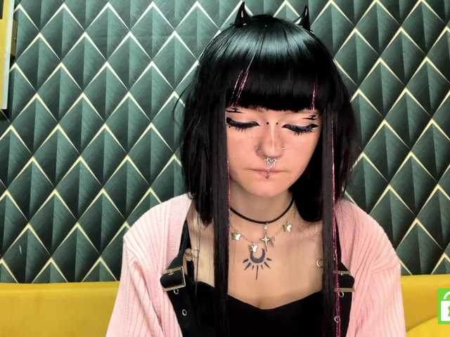 TasyaTas live cam on BongaCams