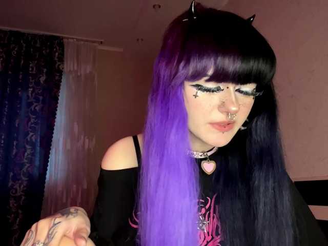 TasyaTas live cam on BongaCams