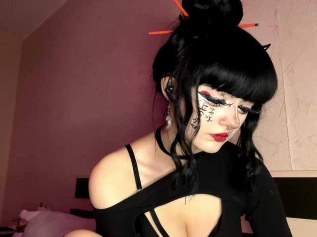 TasyaTas live cam on BongaCams