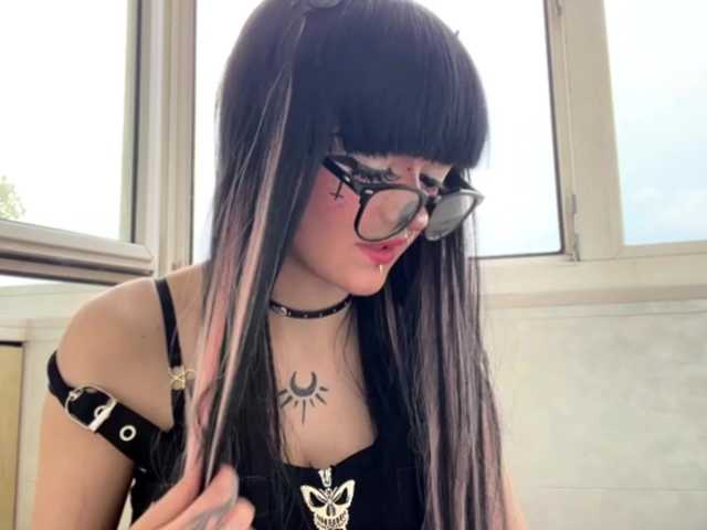 TasyaTas live cam on BongaCams