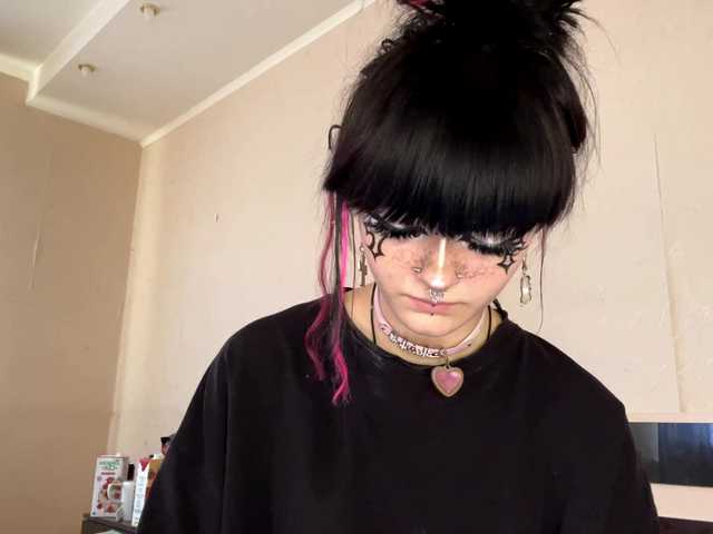 TasyaTas live cam on BongaCams