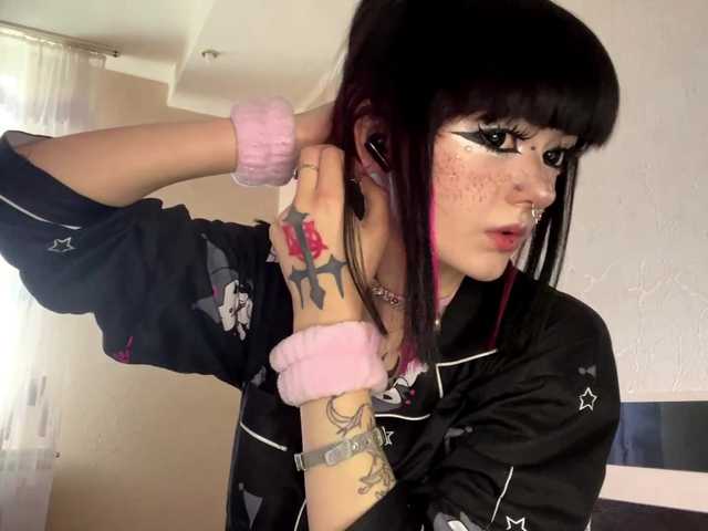 TasyaTas live cam on BongaCams