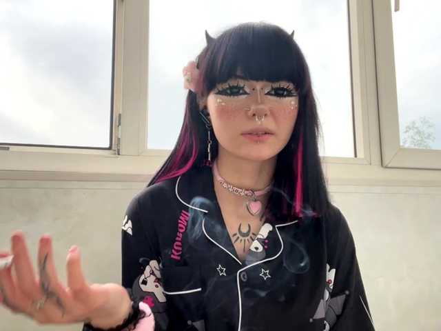 TasyaTas live cam on BongaCams