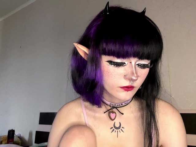 TasyaTas live cam on BongaCams