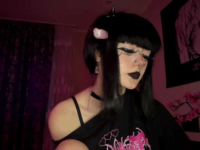 TasyaTas live cam on BongaCams