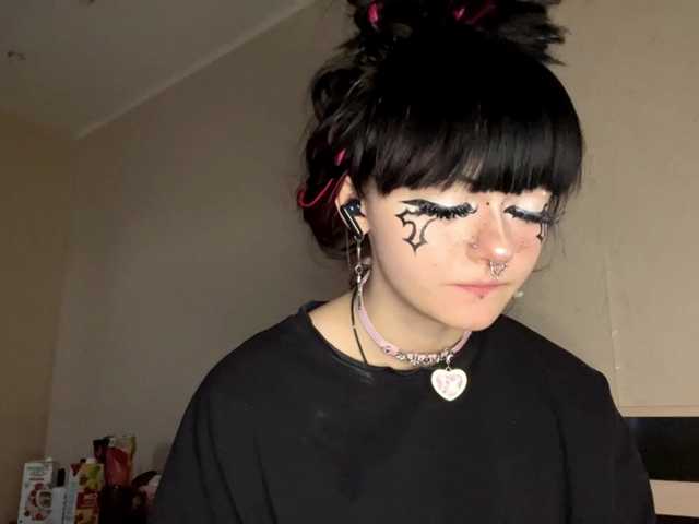 TasyaTas live cam on BongaCams