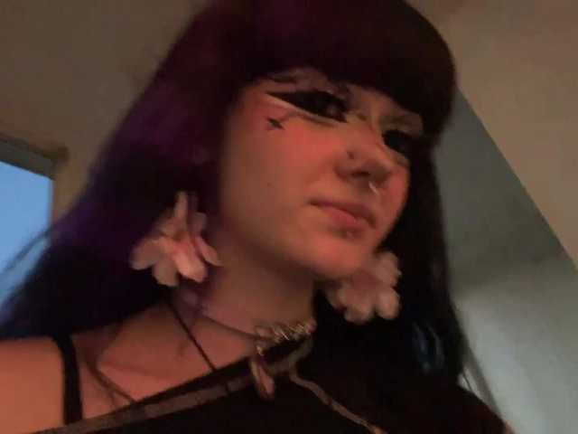 TasyaTas live cam on BongaCams