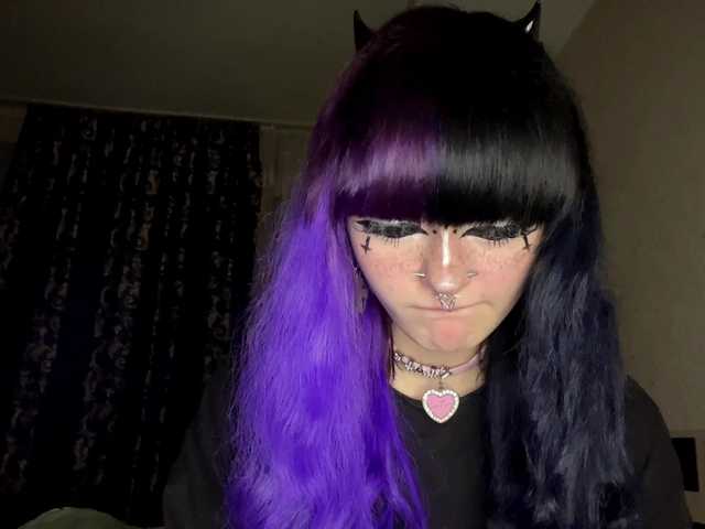 TasyaTas live cam on BongaCams