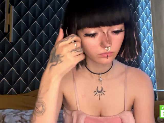 TasyaTas live cam on BongaCams