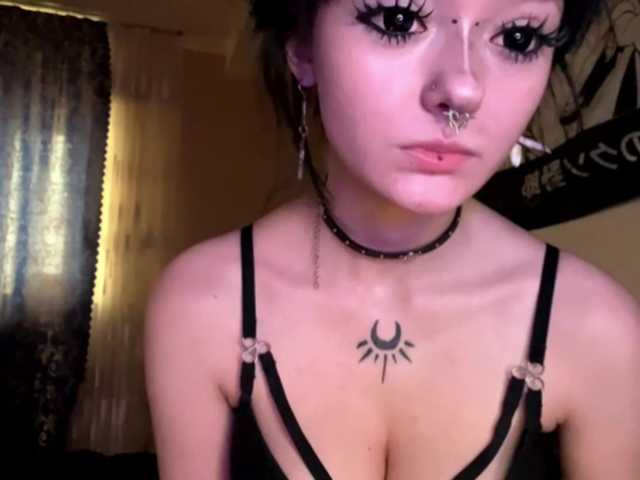 TasyaTas live cam on BongaCams