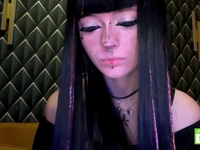 TasyaTas live cam on BongaCams