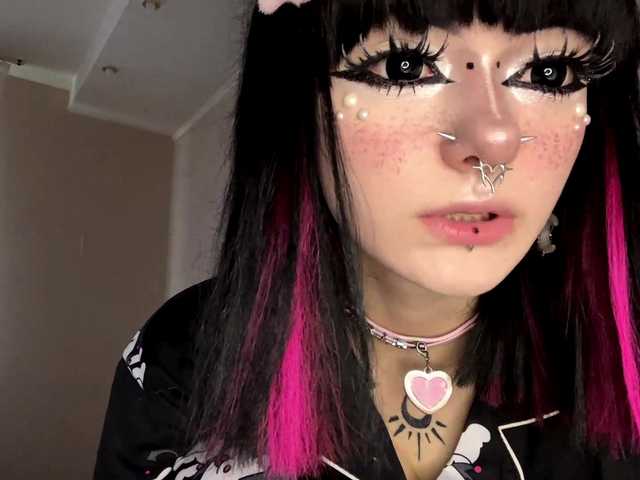 TasyaTas live cam on BongaCams