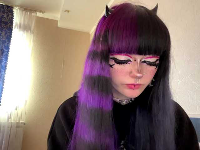 TasyaTas live cam on BongaCams