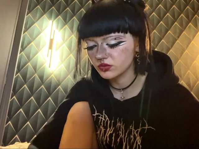 TasyaTas live cam on BongaCams