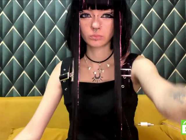 TasyaTas live cam on BongaCams