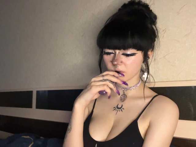 TasyaTas live cam on BongaCams