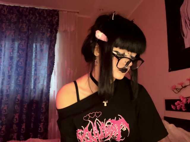 TasyaTas live cam on BongaCams