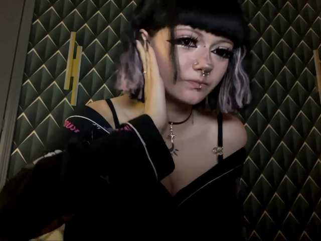 TasyaTas live cam on BongaCams