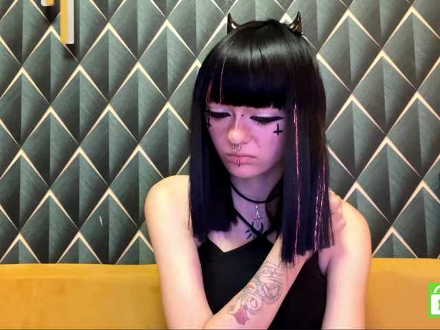 TasyaTas live cam on BongaCams