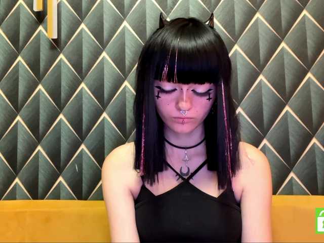 TasyaTas live cam on BongaCams