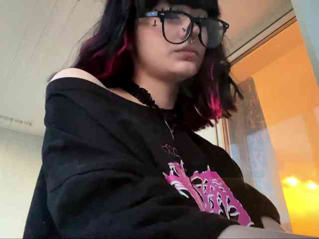 TasyaTas webcam