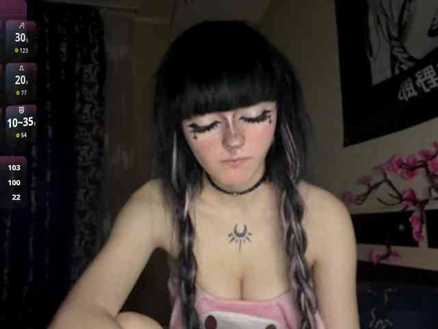 HolyCute webcam