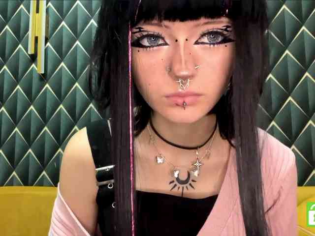 Model: HolyCute
