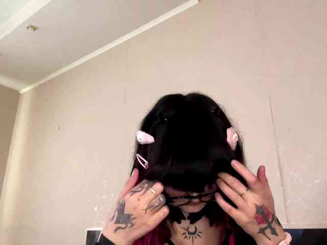 TasyaTas webcam