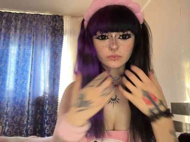 TasyaTas webcam