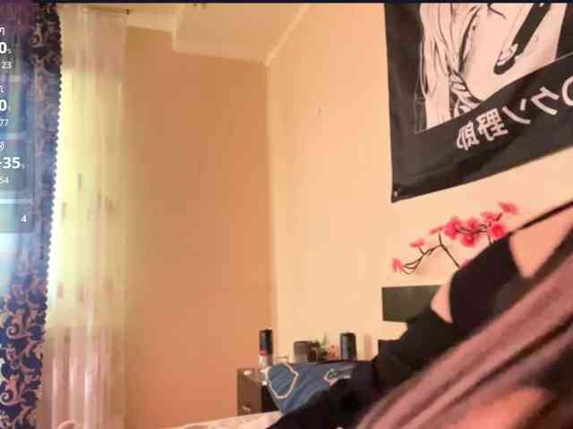 HolyCute webcam