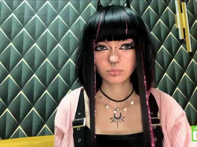 HolyCute webcam