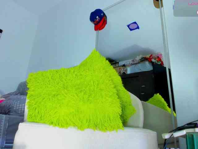 HAIRY23CM