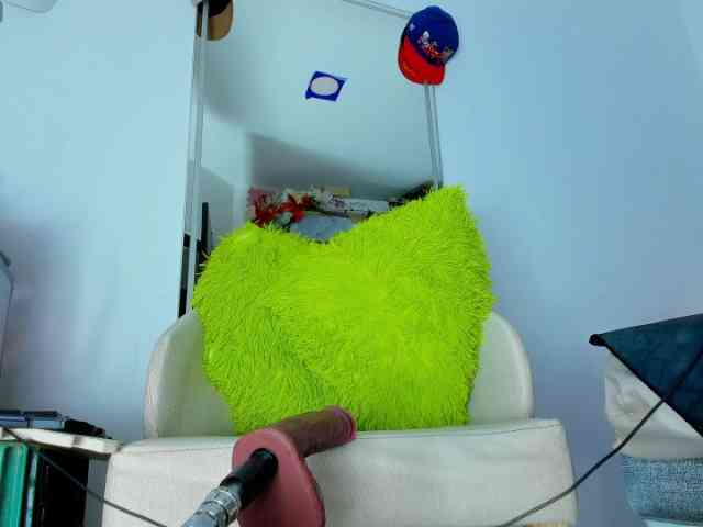 HAIRY23CM