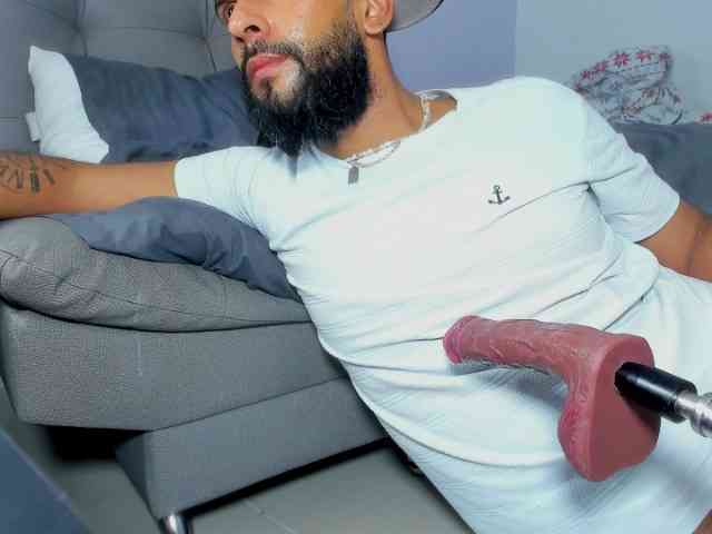 Dcollins_