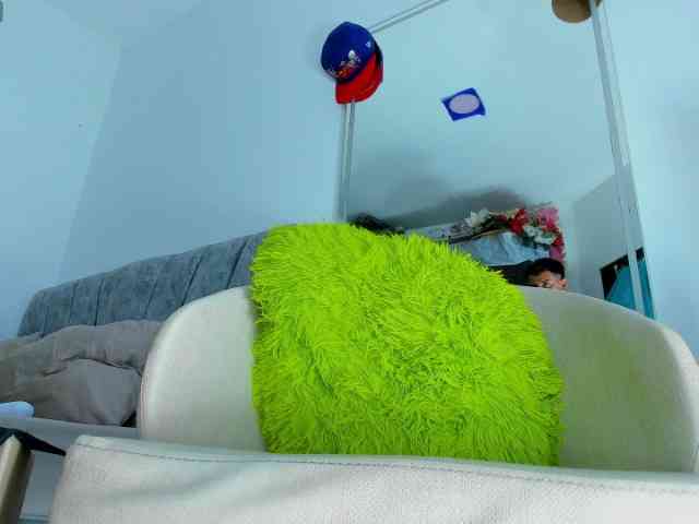 HAIRY23CM