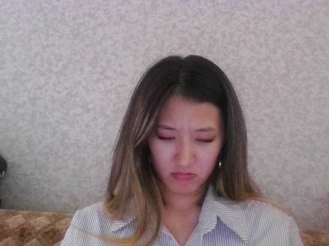 alisamia live cam on BongaCams