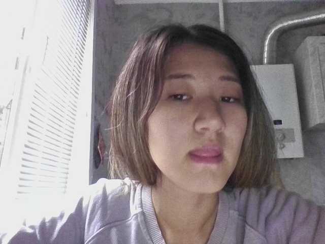 alisamia live cam on BongaCams