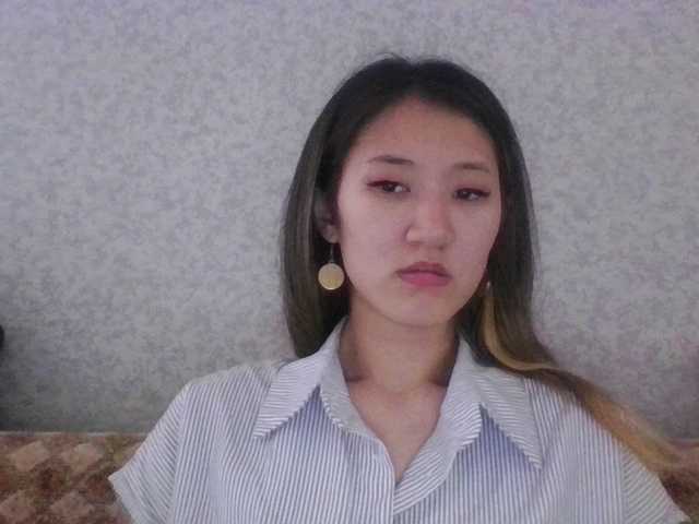 alisamia live cam on BongaCams