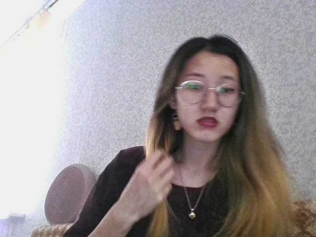 alisamia live cam