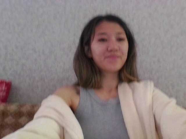 alisamia live cam on BongaCams