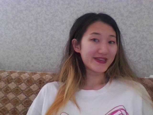 alisamia live cam on BongaCams
