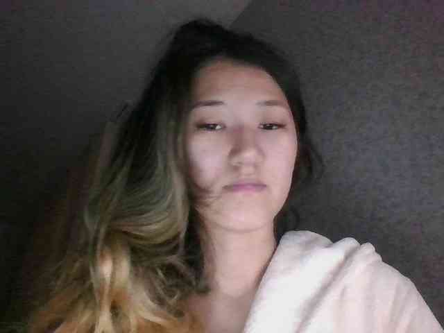 alisamia webcam
