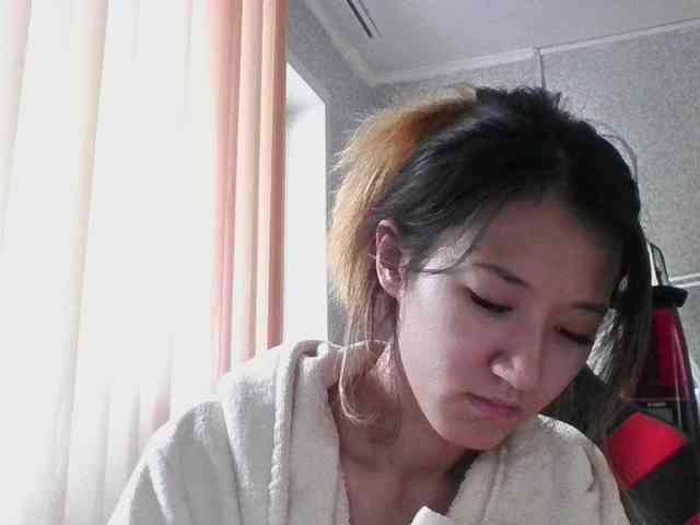 alisamia webcam