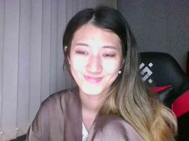 alisamia webcam