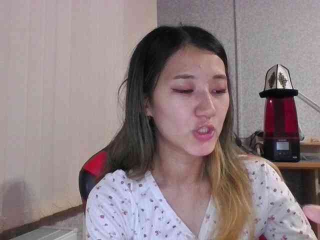 alisamia webcam