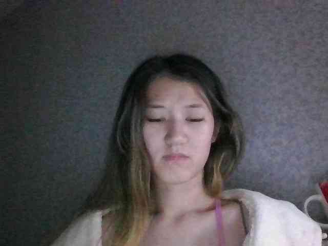 alisamia webcam