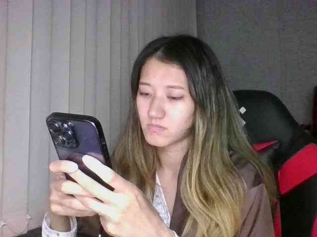 alisamia webcam