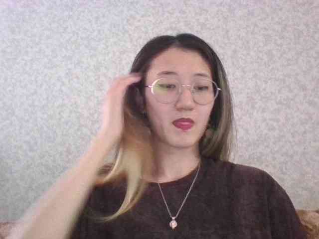 alisamia webcam
