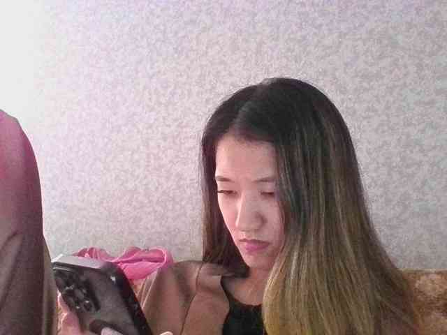alisamia webcam
